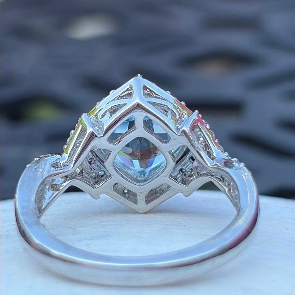 4.11 tcw Blue Topaz & White Topaz Sterling Silver Cocktail Solitaire Ring Sz 7 - Picture 8 of 11